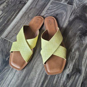 Slide sandals